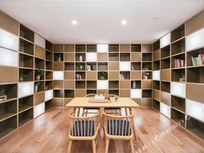 T Land Hotel - Image 4