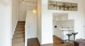 Quirky loft style apartment, 3DBR, Battersea - Image 4