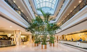 Beijing Xinyuan Hotel - Image 2