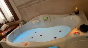 Regina Suite - Image 5