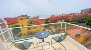 Masnou Aparthotel - Image 5