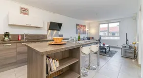 Bel appartement-garage privé-balcon-wifi fibre - Image 3