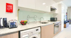Perfect Studio Getaway Next to the Iconic Creek Harbour, Azizi Aliyah, Al Jaddaf, by Deluxe Holiday Homes - Image 5