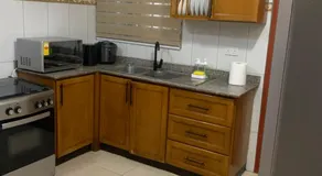 Cozy and Comfortable 2 bedroom for Families Home-away near Airport - Image 4