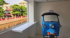Line Bangkok Hostel - Image 3