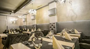 Teátrum Boutique Hotel - Image 2