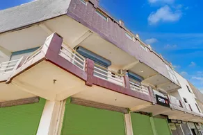 Hotel O by OYO Sweet Home Guest House - Image 2