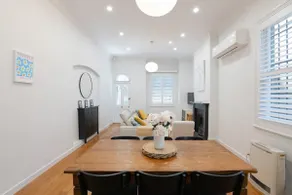 Newtown Terrace House Oasis w Parking & Air-con - Image 3