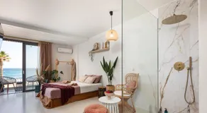 Akasha living by the sea - Image 2