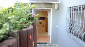 LMS Apartments - Image 5