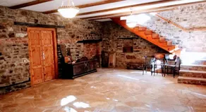 CastleHouse - Image 5