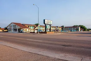 Roadrunner Lodge Motel - Image 5