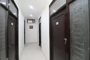 OYO Pam And Chand Guest House - Image 4