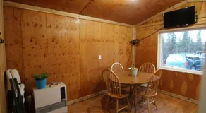Alaskan Adventure Dry Cabins - Image 4