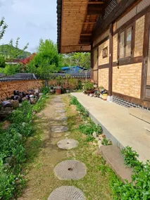 Sancheong Yes Daum Hanok Stay Pension - Image 3