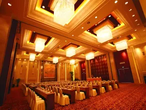 Taihu Bay New Century Hotel - Image 5