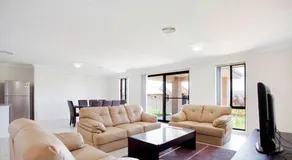 Jindabyne Executive - Image 2