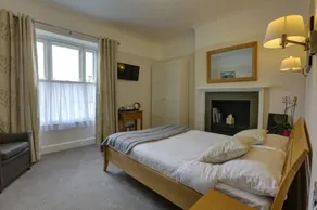 The Grange Guest House - Image 2