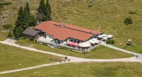 Postalm Lodge - Image 4