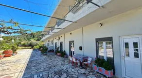 Amarandos Studios - Rooms & Apartments - Image 3