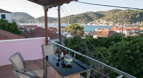 Odysseos St. Loft - Image 4