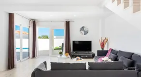 Villa Shasya Costa Adeje with air conditioning - Image 2