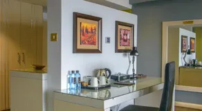 Cloud Hotel & Suites - Image 5