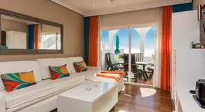Regency Torviscas Apartments and Suites - Image 2