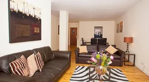 Trinity Quay Apartments - Image 5
