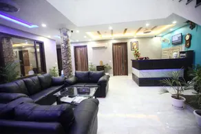 Hotel Akash Continental - Image 3