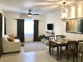 Stylish Apartments - FREE Bikes, Nice Area & Cozy Patio, 10 Minutes to Airport - Image 4