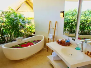 Floating Leaf Eco Resort - Image 2