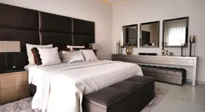 Villa Continental 4bedrooms - Image 2