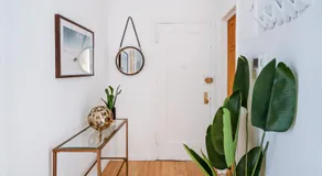 102-1A Best Value 2BR Apt Near Central Park - Image 3