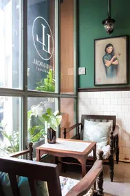 Live Local Cafe & Hotel - Image 5