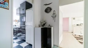 Private Apartment - Image 5