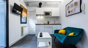 Apartamentos Hervás Suites - Image 4