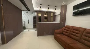 HOTEL ROYAL KING Near Express Avenue Mall, EA Chambers, Australian Consulate, - Image 2