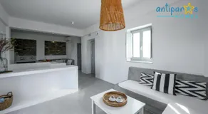 Antiparos Homes - Image 4