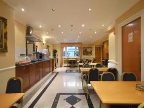 Viking Hotel - Image 4