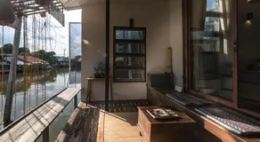 Humz Canal Stay - Image 3
