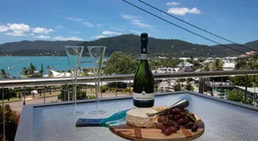 Waterview Airlie Beach - Image 4