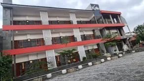 Kaliu Kostel Pacitan - Image 3