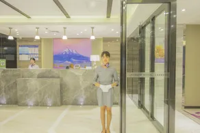 Lavande Hotel Guangzhou Tianhe Sports West Road Subway Station - Image 2