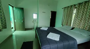 Surya cafe and stay sea view - Image 3