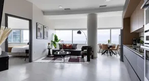 Luxury Downtown King Bed, Rooftop Pool - Image 3