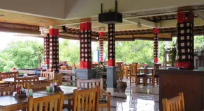 Waroeng Surya Home Stay - Image 4