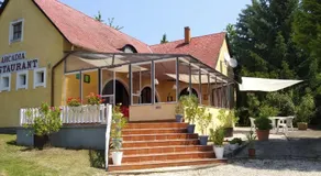 Arcadia Guesthouse - Image 5
