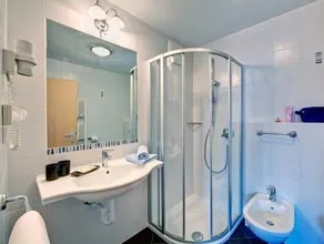 Parkhotel Plauserhof - Image 2