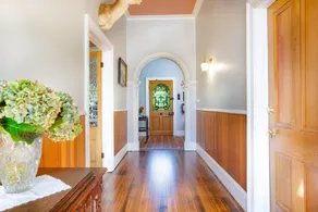Anabel's of Scottsdale Accommodation - Image 2